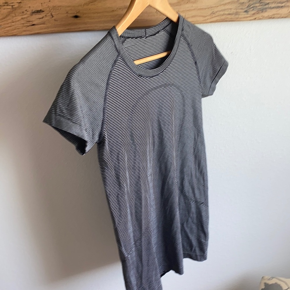 Lululemon Swiftly Tech T